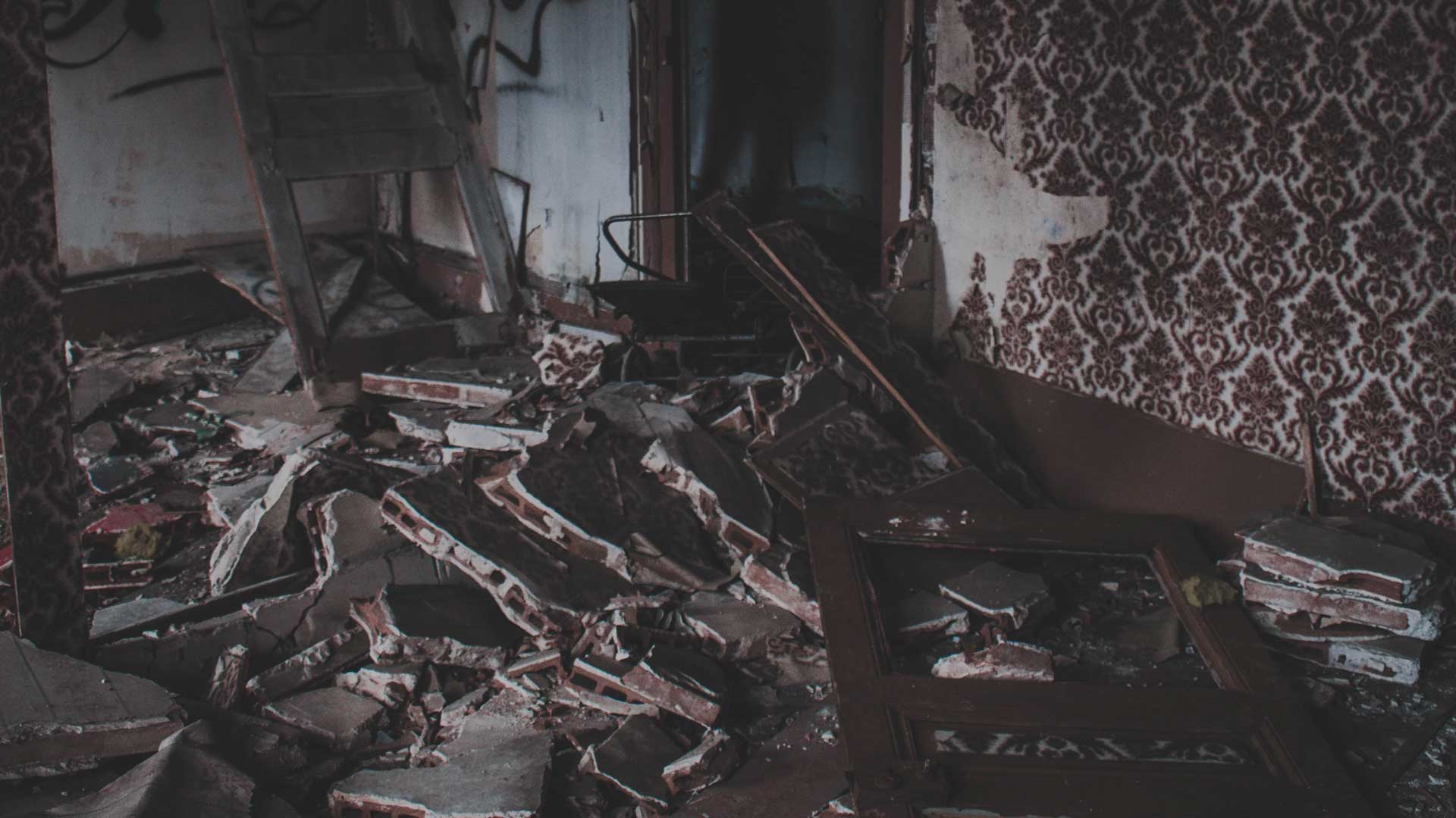 How-to-Purge-Your-House-of-Junk-on-contribution