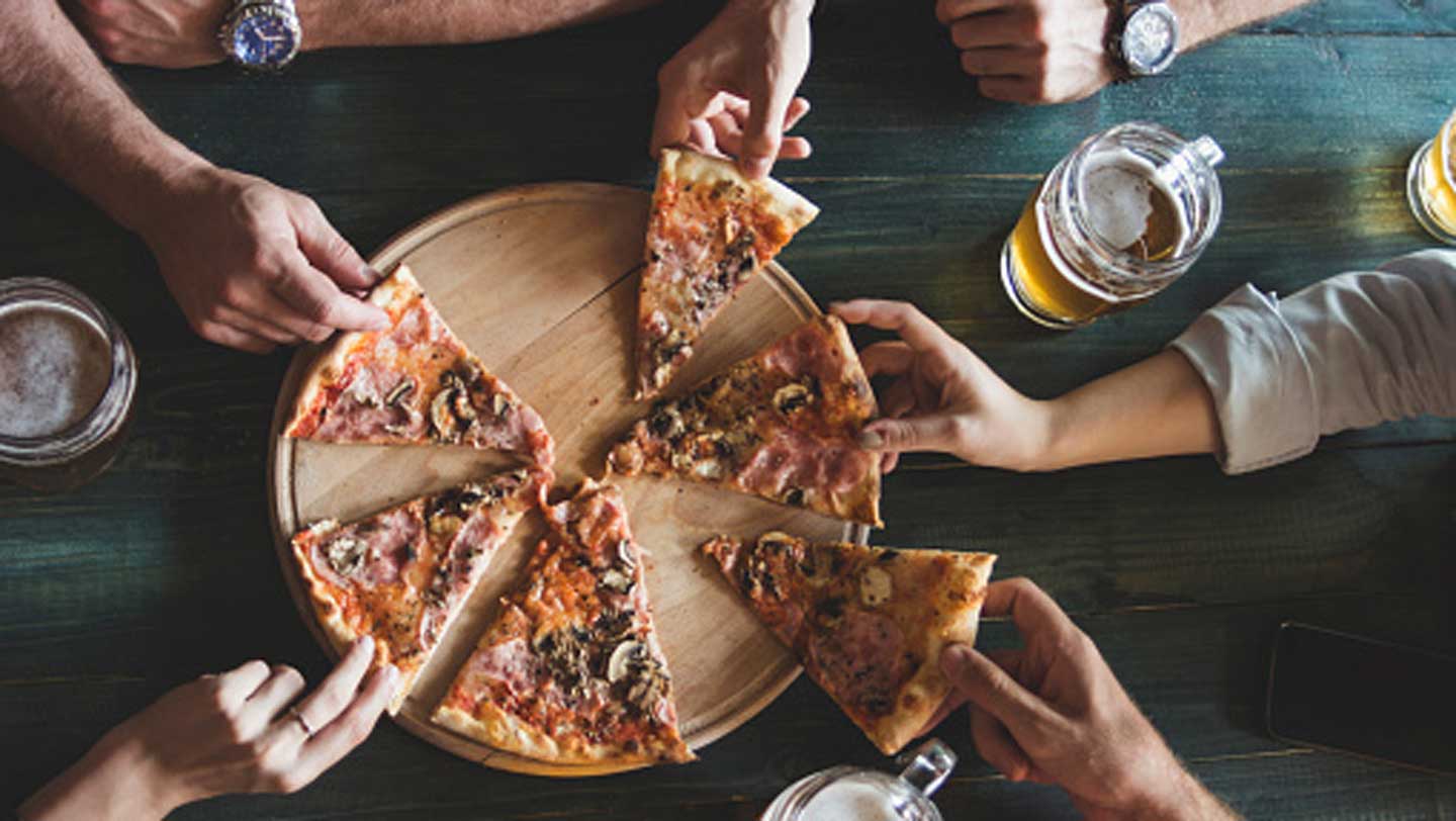 Friendship-Day-Celebrate-with-Your-Friends-with-Pizza-on-contribution-space