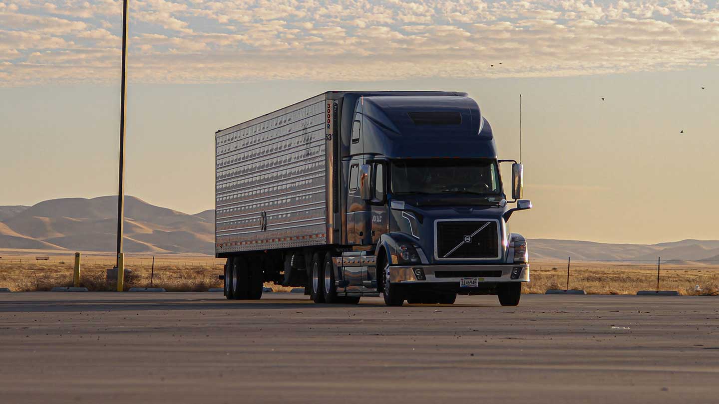 The-Benefits-of-Partnering-with-Reputable-Trucking-Permit-Companies-on-contribution